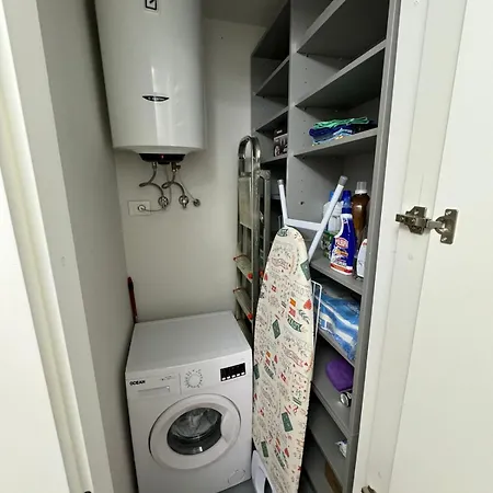 Apartment Be My Guest - Lovely Tirana