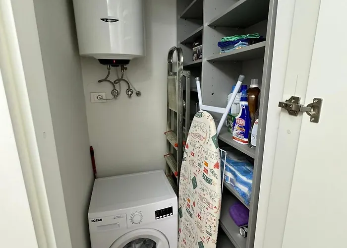 Appartement Be My Guest - Lovely Tirana